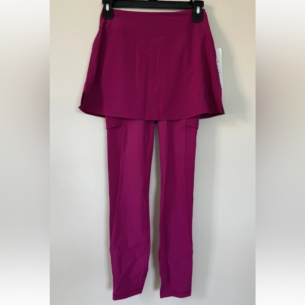 Lululemon 2 in 1 HR Tennis Skirt Tight 25” Size 2 Magenta MGPR New